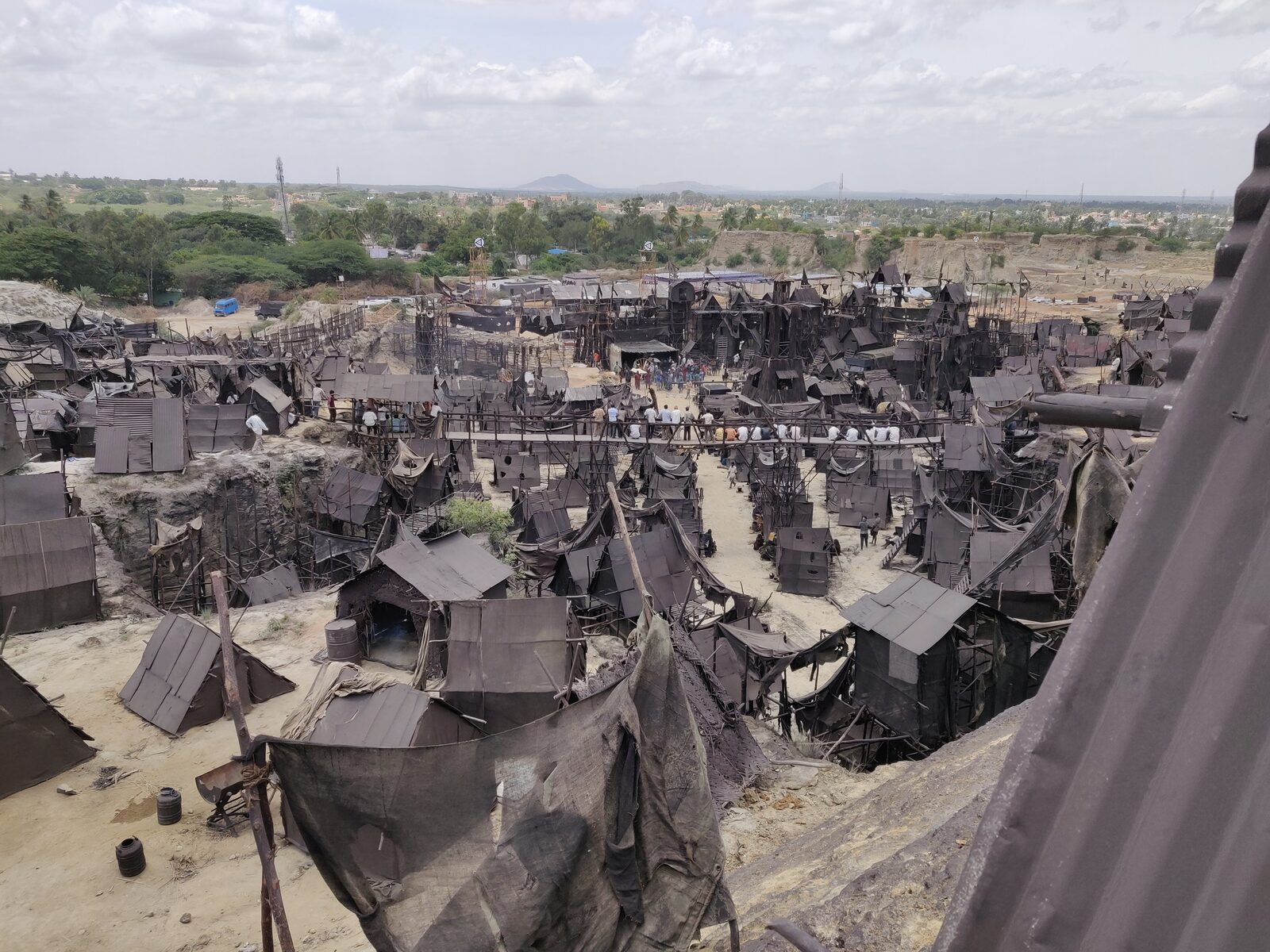 KGF Chapter 2 production — set at scale